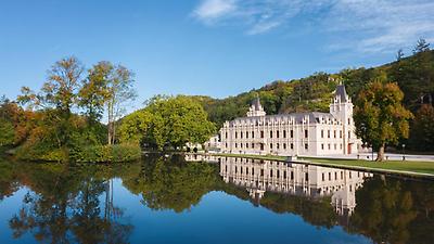 Seminarhotels und Flussfloß in Niederösterreich – Liebhaber von Wassererlebnissen lieben diese Region! Hotel Schloss Hernstein in Hernstein ist der perfekte Ort, um nach dem Seminar am Wasser abzuschalten
